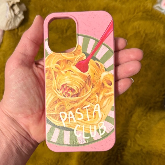 Pela Pink Eco-Friendly Phone Case and a magsafe - Picture 7 of 9